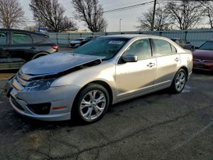 Ford Fusion SE 2.5L 4 2012