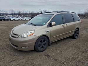 Toyota Sienna LE 3.5L 6 2007