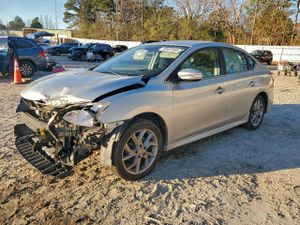 Nissan Sentra S 1.8L 4 2015