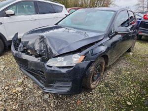 Volkswagen Golf 1.8L 4 2015