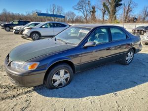 Toyota Camry CE 2.2L 4 2001