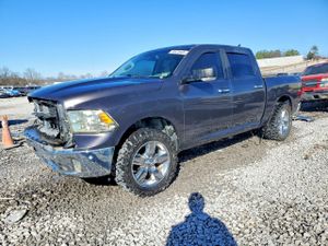 RAM 1500 SLT 5.7L 8 2015