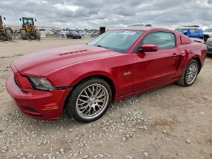 Ford Mustang GT 5.0L 8 2013