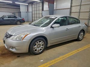 Nissan Altima BASE 2.5L 4 2011
