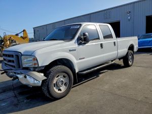 Ford F-350 SRW SUPER DUTY 6.0L 8 2005