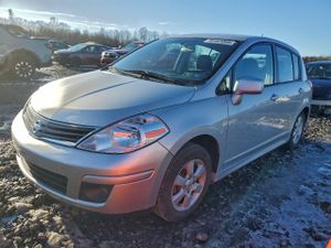 Nissan Versa S 1.8L 4 2011