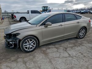 Ford Fusion SE 2.5L 4 2015