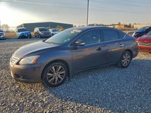 Nissan Sentra S 1.8L 4 2015