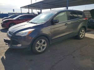 Ford Escape SE 2.5L 4 2015