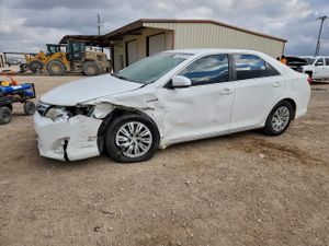 Toyota Camry HYBRID 2.5L 4 2014