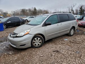 Toyota Sienna CE 3.3L 6 2006