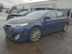 Toyota Avalon BASE 3.5L 6 2013