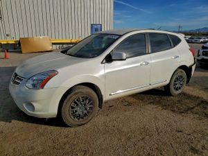 Nissan Rogue S 2.5L 4 2012