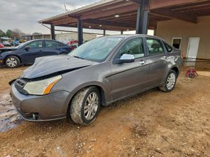 Ford Focus SEL 2.0L 4 2010