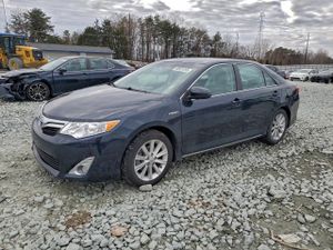 Toyota Camry HYBRID 2.5L 4 2014