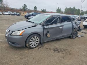 Nissan Sentra S 1.8L 4 2015