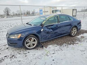 Volkswagen Passat SE 2.0L 4 2014