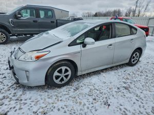 Toyota Prius 1.8L 4 2013