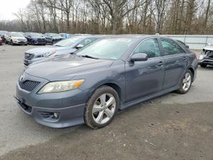 Toyota Camry BASE 2.5L 4 2011