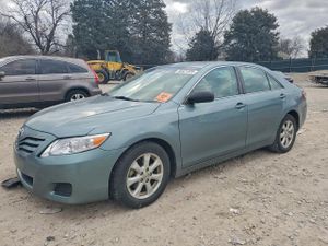 Toyota Camry BASE 2.5L 4 2011