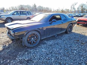 Dodge Challenger SRT 392 6.4L 8 2015