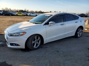 Ford Fusion SE 2.5L 4 2014