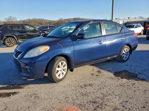 Nissan Versa S 1.6L 4 2012