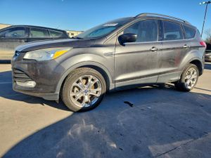 Ford Escape SE 2.0L 4 2015