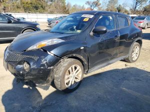 Nissan Juke S 1.6L 4 2013