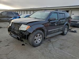 Nissan Pathfinder S 4.0L 6 2012