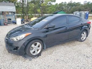 Hyundai Elantra GLS 1.8L 4 2013