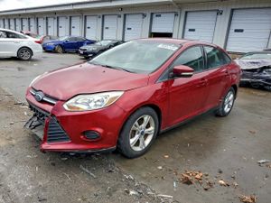 Ford Focus SE 2.0L 4 2013