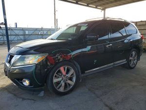 Nissan Pathfinder S 3.5L 6 2015