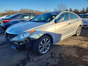 Hyundai Sonata SE 2.0L 4 2013