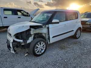 Kia Soul + 2.0L 4 2013
