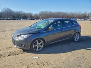 Ford Focus TITANIUM 2.0L 4 2013