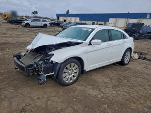 Chrysler 200 LX 3.6L 6 2012