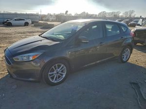 Ford Focus SE 2.0L 4 2015