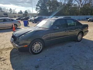 Mercedes-Benz E 320 3.2L 6 2001