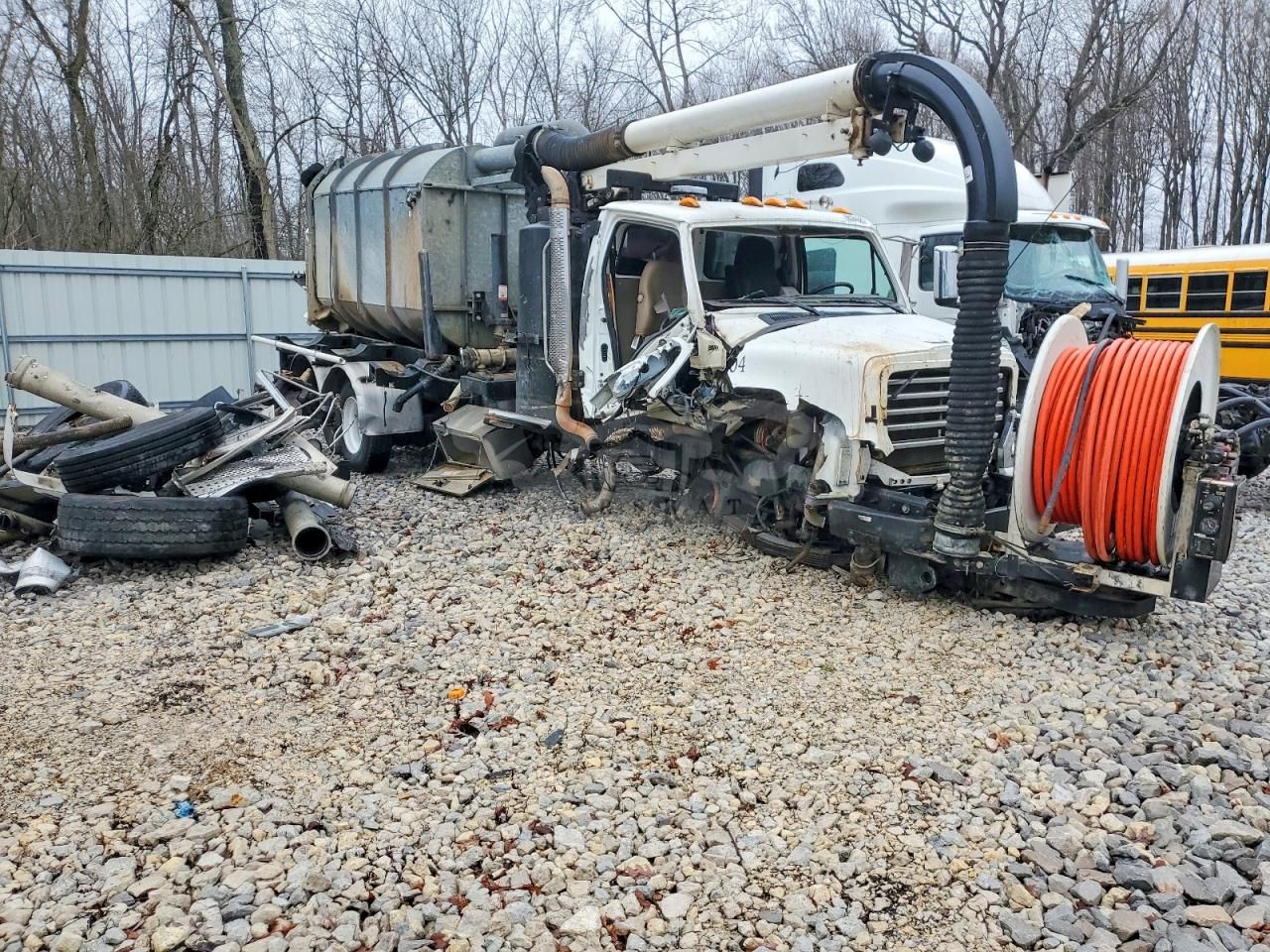 Sterling Truck L line 7500 7.2L 6 2008