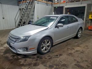 Ford Fusion SE 2.5L 4 2012