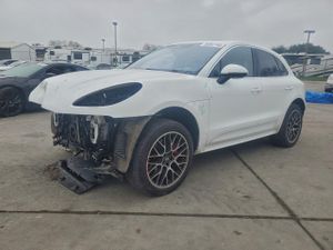 Porsche Macan TURBO 3.6L 6 2015