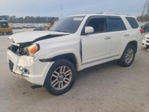 Toyota 4Runner SR5 4.0L 6 2013