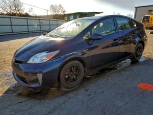 Toyota Prius 1.8L 4 2013