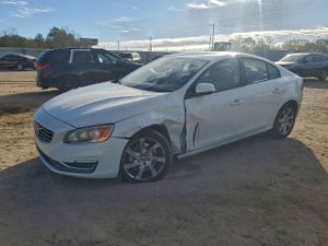 Volvo S60 T5 2.5L 5 2014