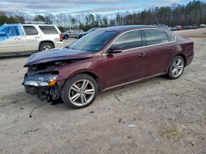 Volkswagen Passat SE 1.8L 4 2014