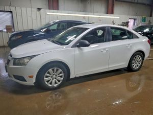 Chevrolet Cruze LS 1.8L 4 2011