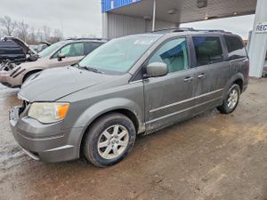Chrysler Town & Country TOURING 3.8L 6 2010