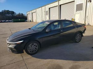 Hyundai Elantra SEL 2.0L 4 2024