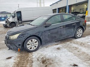 Chevrolet Cruze LS 1.8L 4 2012